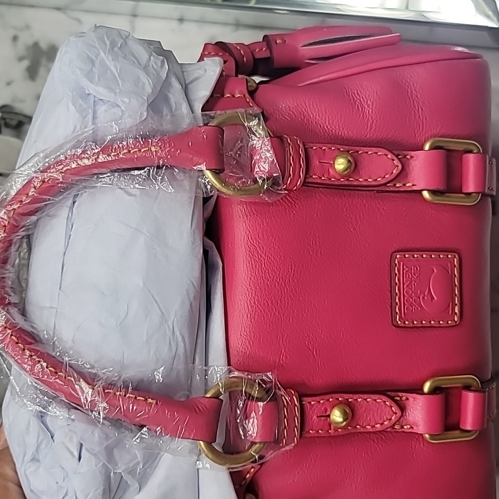 DOONEY AND BOURKE Pink Designer Handbag NWT (BRAND NEW) - Picture 4 of 10